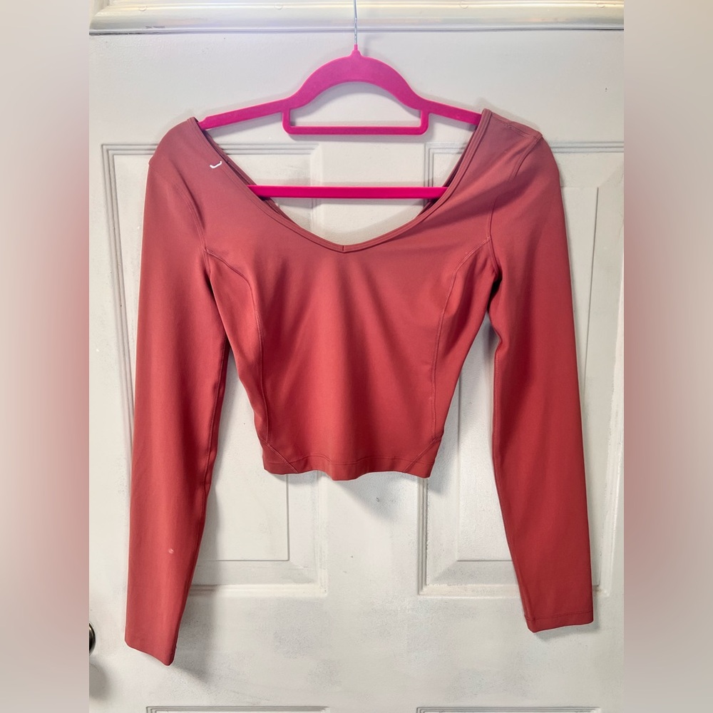 Lululemon Align Long Sleeve Shirt
4/6 PTP 14”